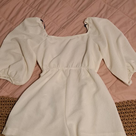 Romper - Picture 1 of 3